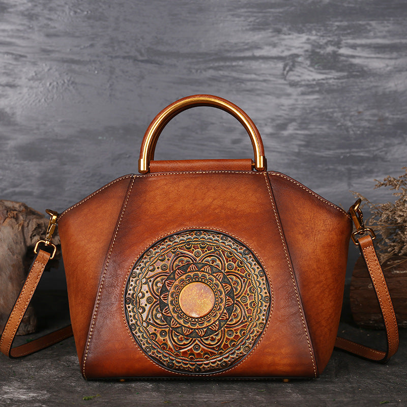 Borsa a mano da donna in pelle con fiore a pressione, totem, con strato superiore in pelle bovina