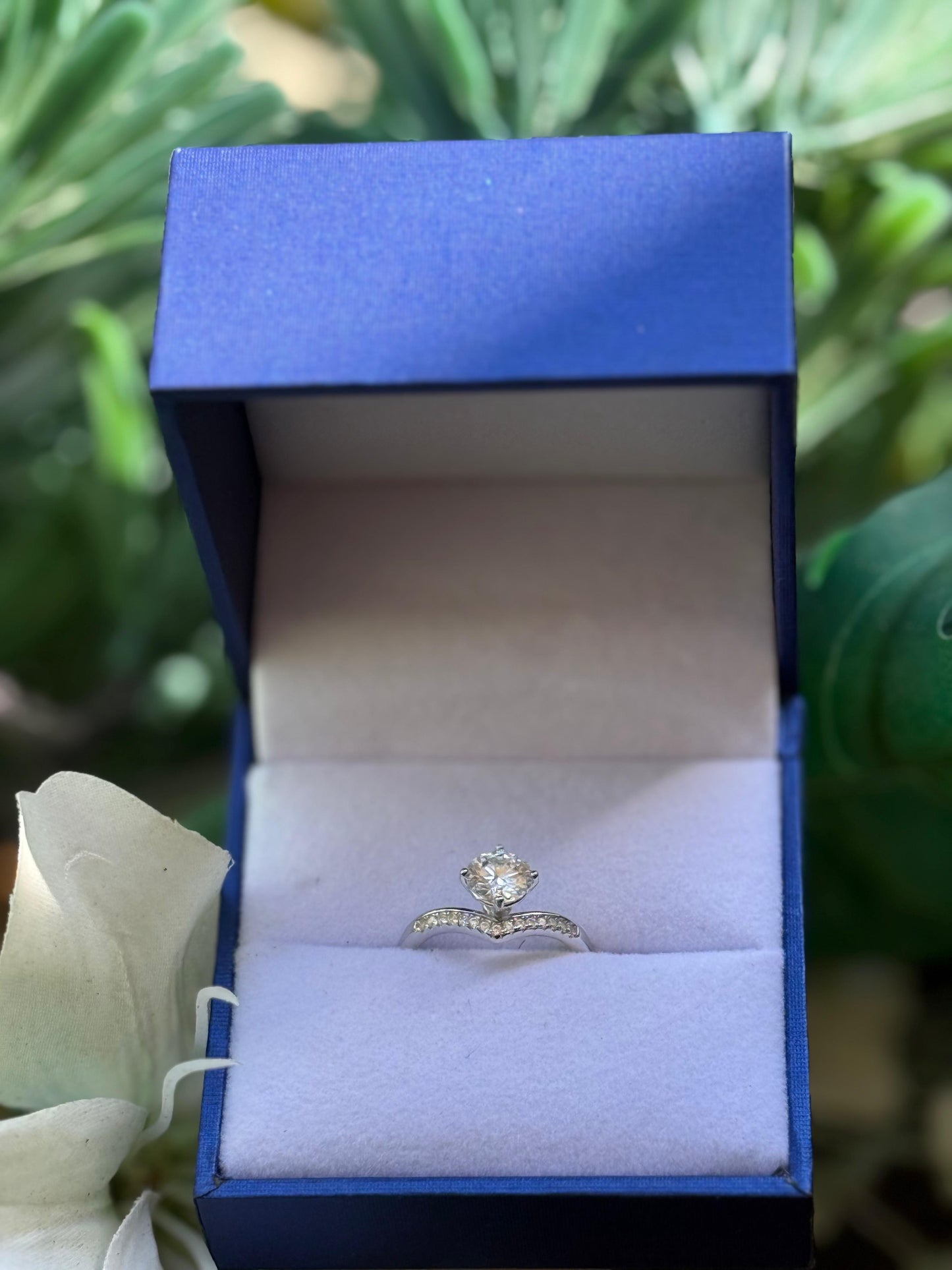 Anello in argento sterling 925 con corona da principessa e moissanite da 1 carato autoregolabile consegna immediata FANTASTICO