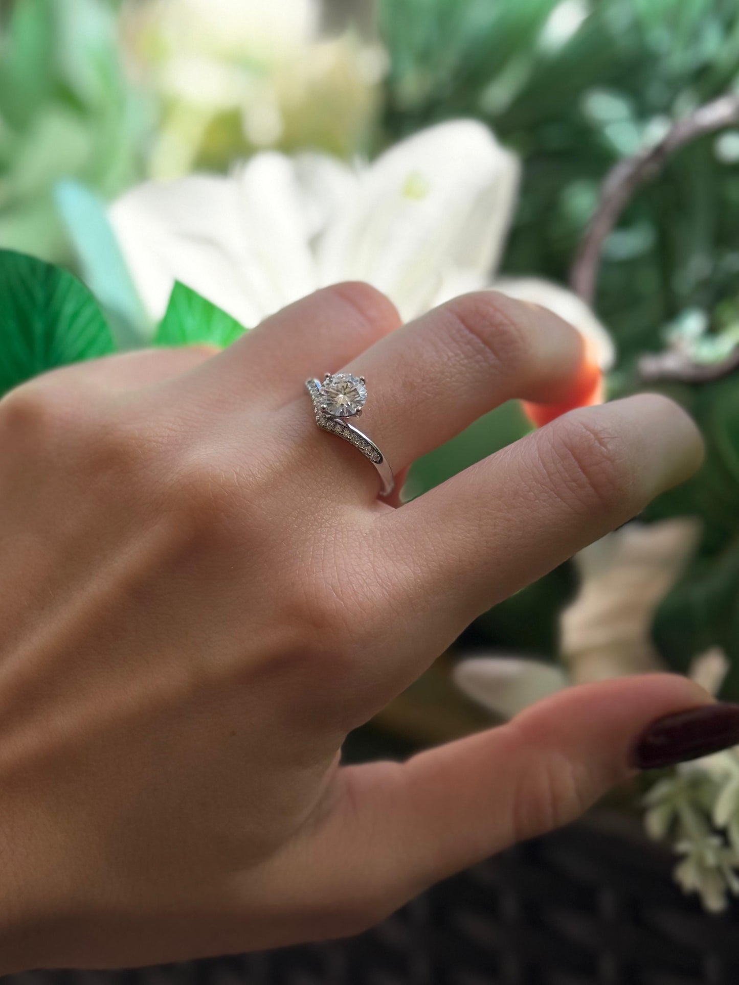 Anello in argento sterling 925 con corona da principessa e moissanite da 1 carato autoregolabile consegna immediata FANTASTICO