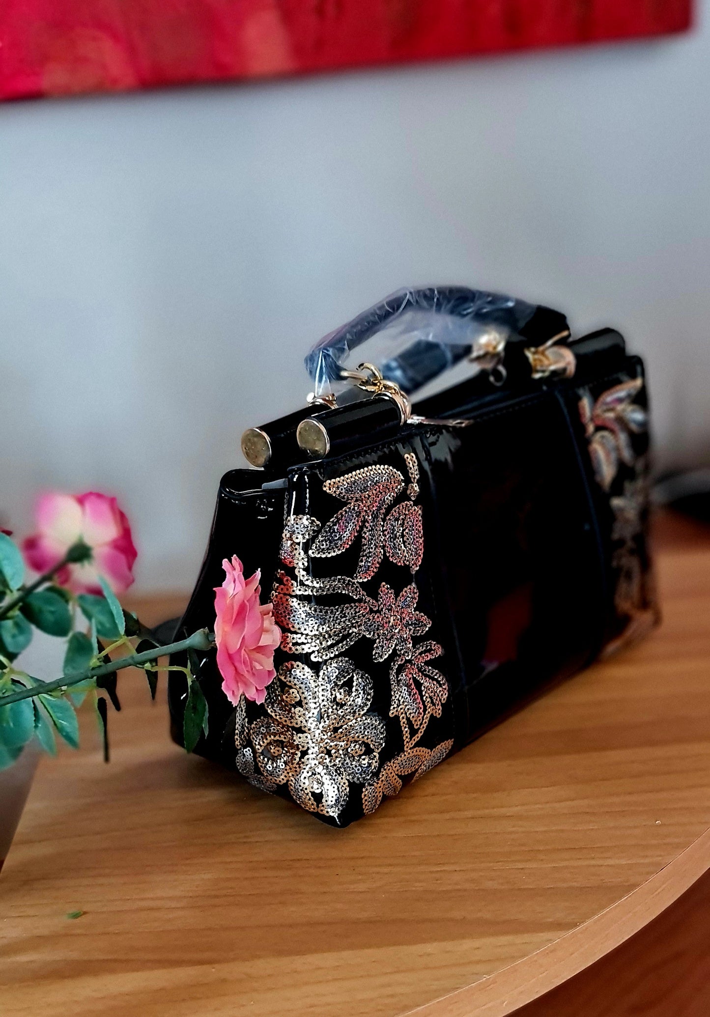 Einfache, preiswerte Damentasche