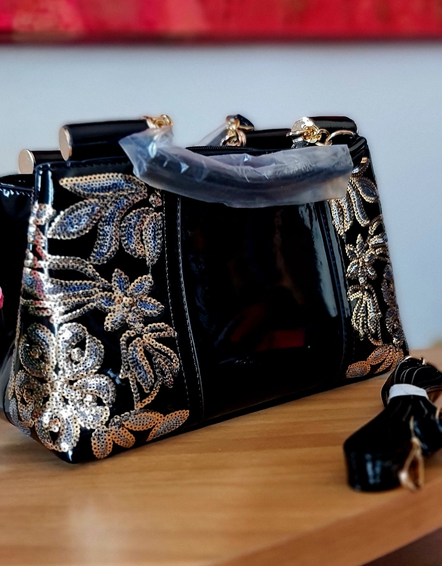 Einfache, preiswerte Damentasche