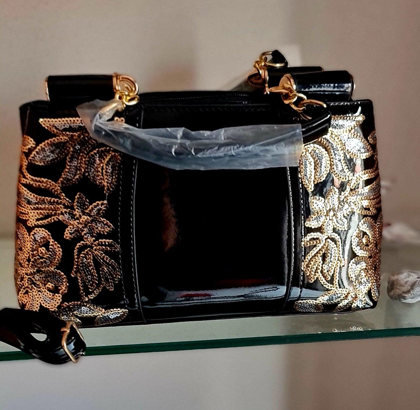 Einfache, preiswerte Damentasche