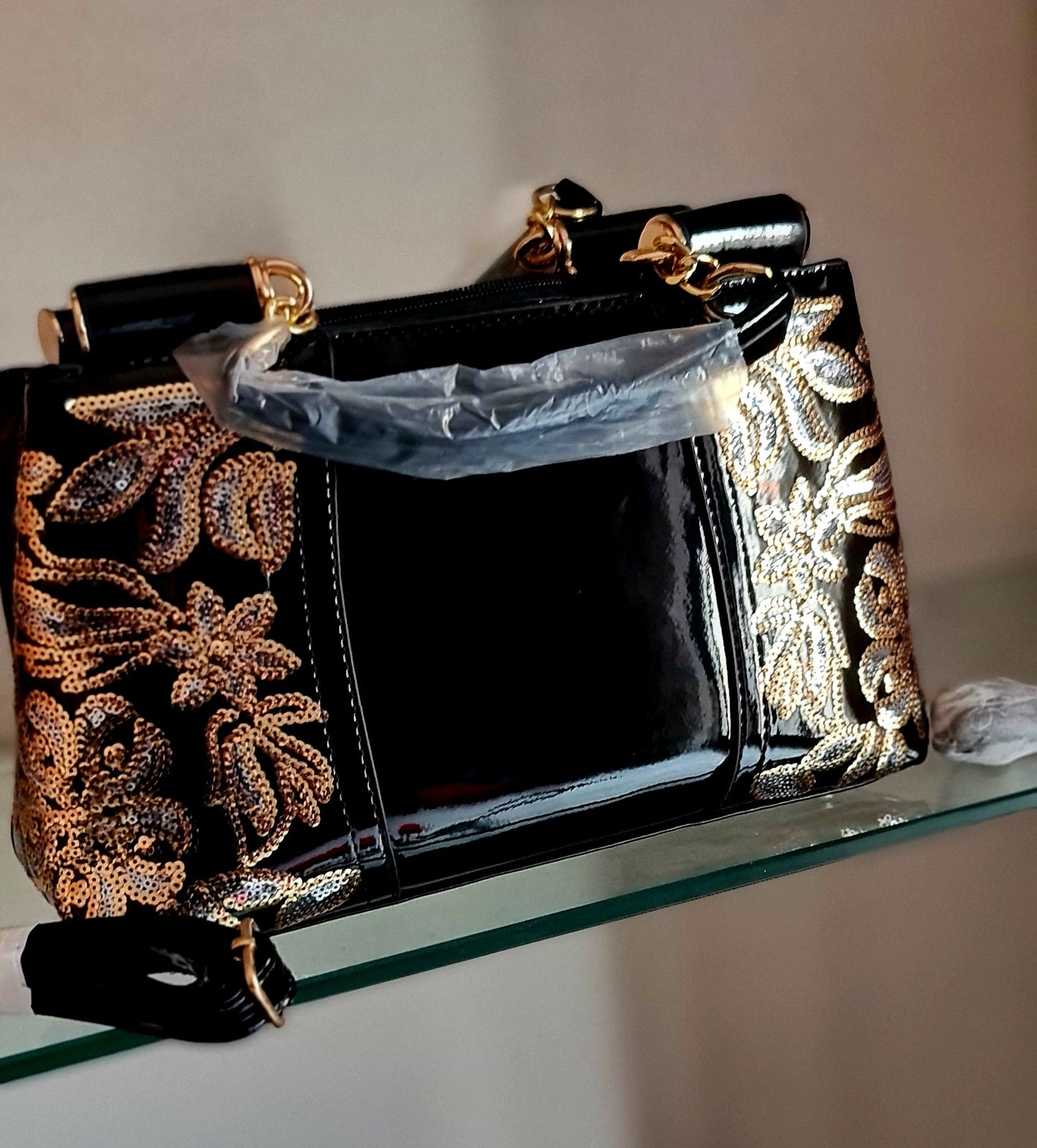 Einfache, preiswerte Damentasche