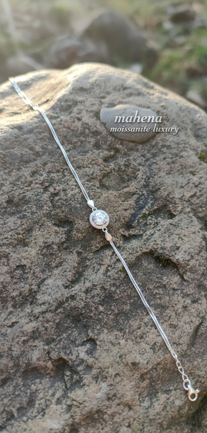 Schlichtes Armband mit sechszackigem Moissanit aus 925er Sterlingsilber