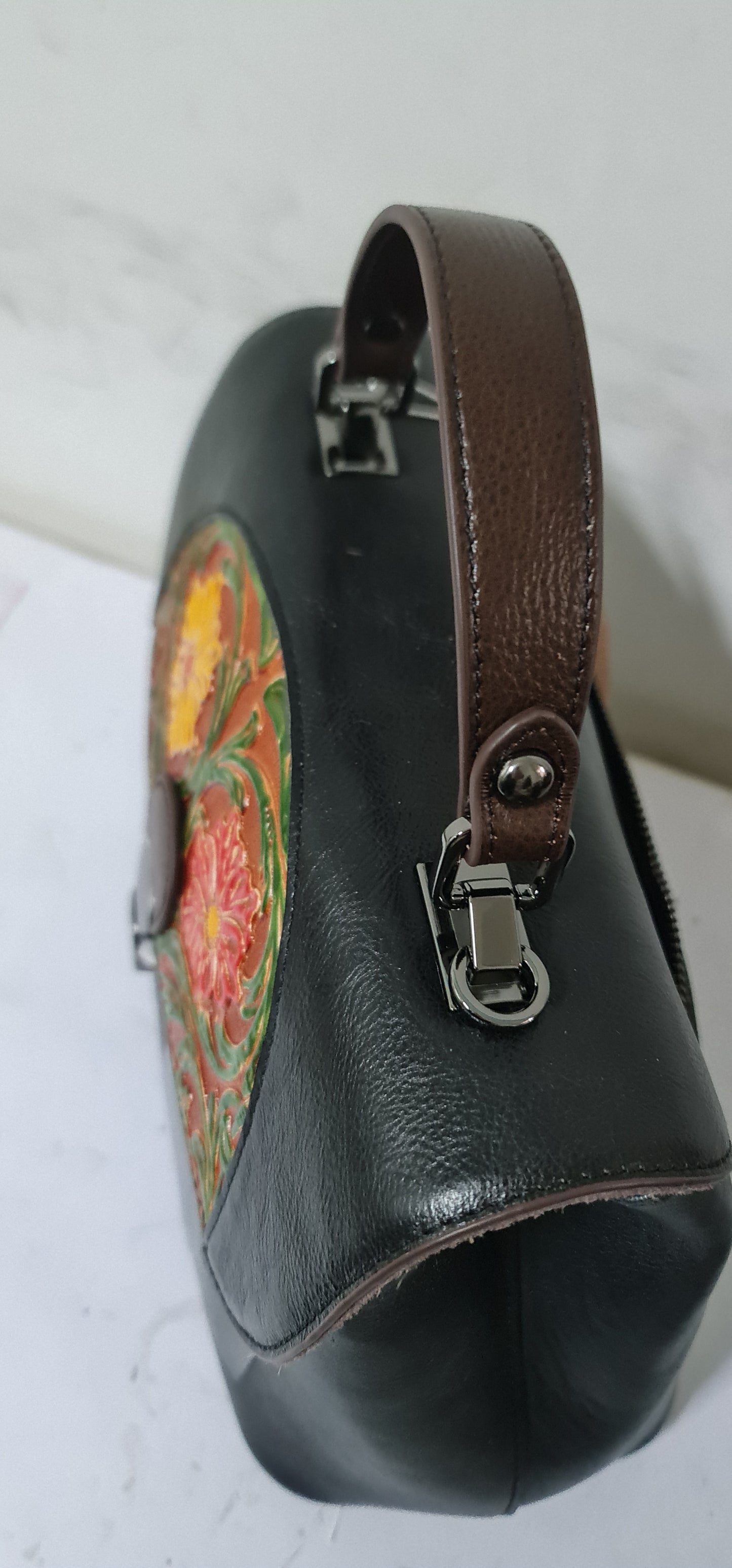 LIMITED EDITION SISSY Pattern Colorful Hand Print Embossed Retro Portable Diagonal Handbag