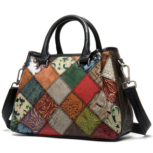 Borsa a tracolla con cuciture personalizzate
