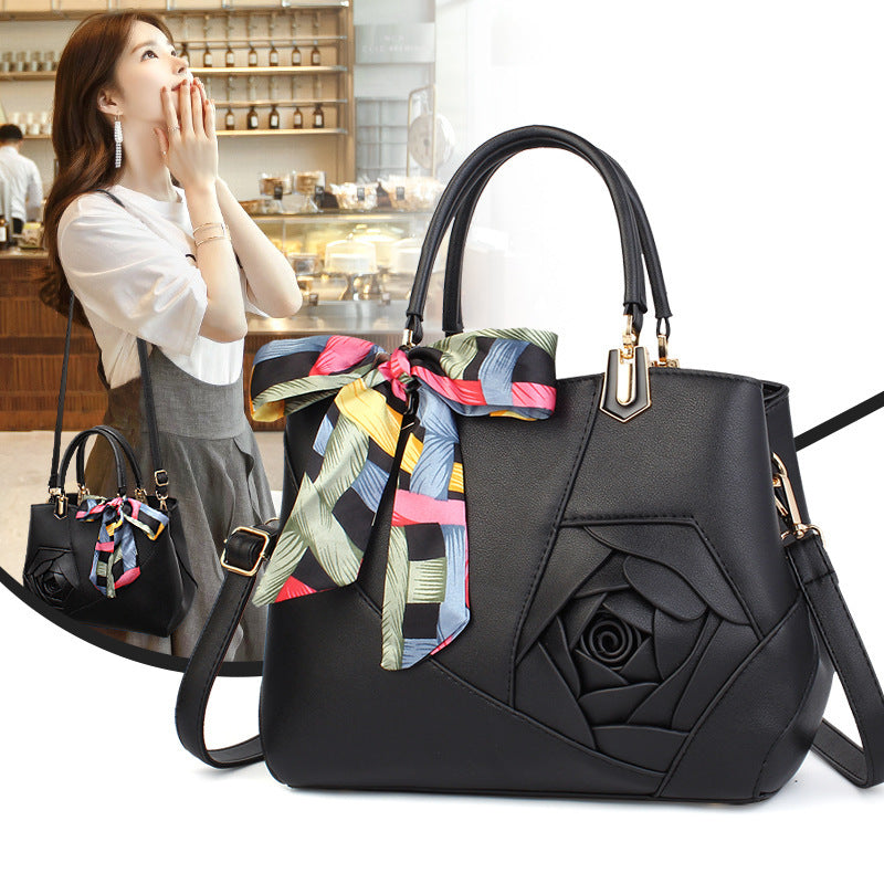 Borsa Donna a mano o tracolla vari colori modello Eliana serie economica