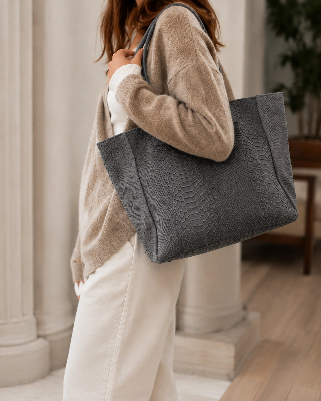 MAHENA "Venere" Dark Grey Python-Effect Tote Bag — 100% Genuine Leather